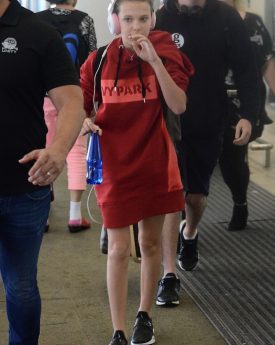 Millie bobby brown leaving brisbane airport