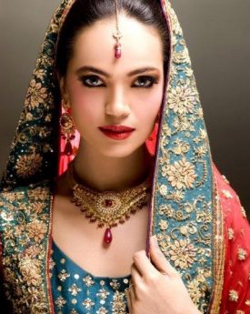 Aamina sheikh makeup