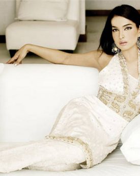 Amna Haq Hot