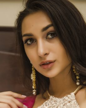 Anzhelika tahir good looking face
