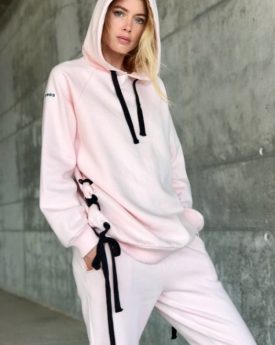 Doutzen kroes at sportswear shoot for hunkemoller 2017