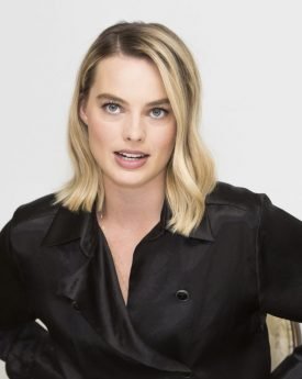 Gorgeous Margot Robbie at I, Tonya Press Conference