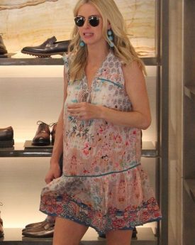 Nicky hilton in shopping, beverly hills