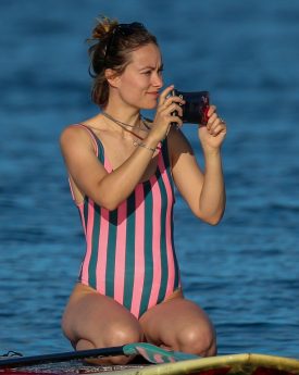 Olivia wilde on paddleboard in hawaii
