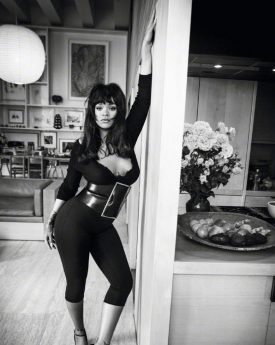 Sexy rihanna vogue paris dec 2017 jan 2018 edition photoshoot